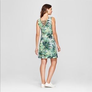 Spense Cross Neck Floral Palm Print Swing Dress- M